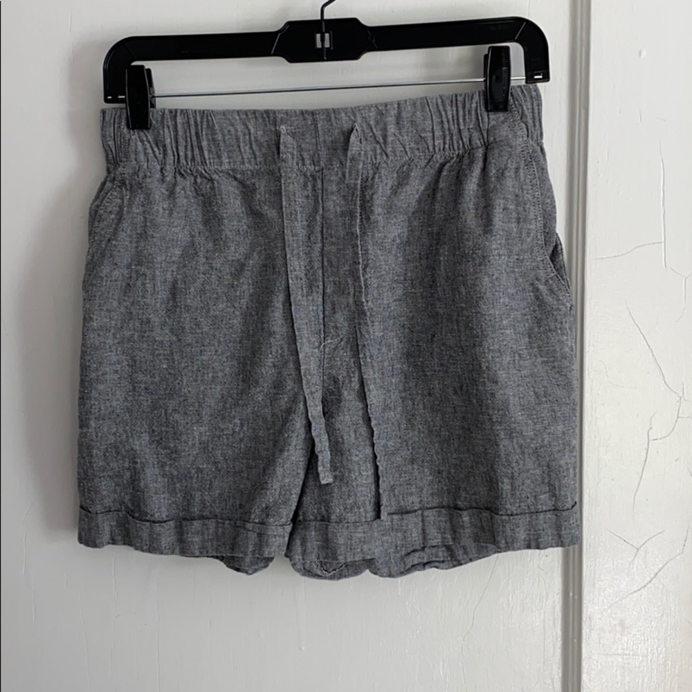 Uniqlo Linen Gray Shorts Size Small